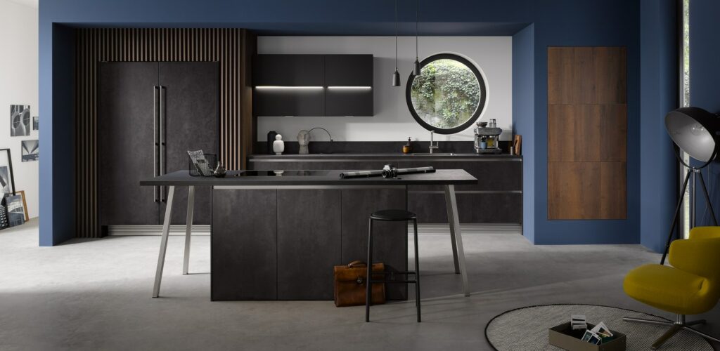 filograno cucine sartoriali csm_Comet_GL_Spachtelbeton_Schwarz_M_Header_2560x1250_5d67db9b10 Cucine sartoriali svg+xml;charset=utf